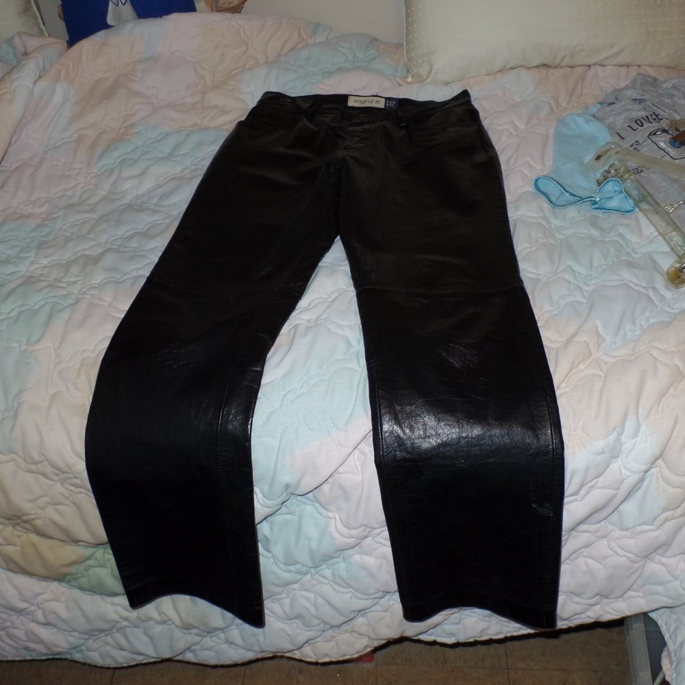 Original Fit Gap Leather Pants
